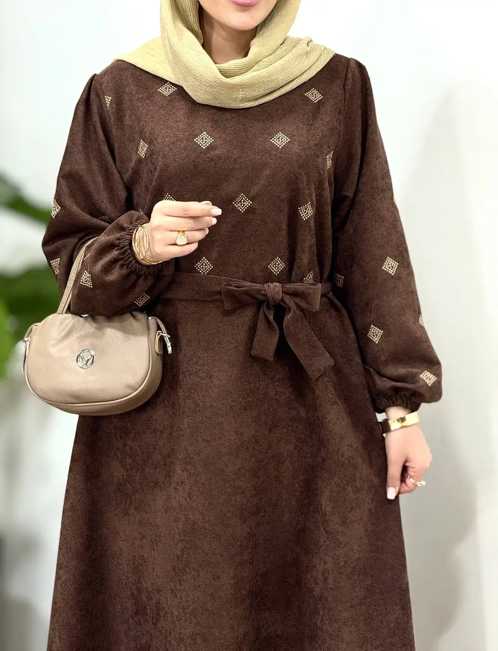 پیراهن مانتویی گلدوزی جیران